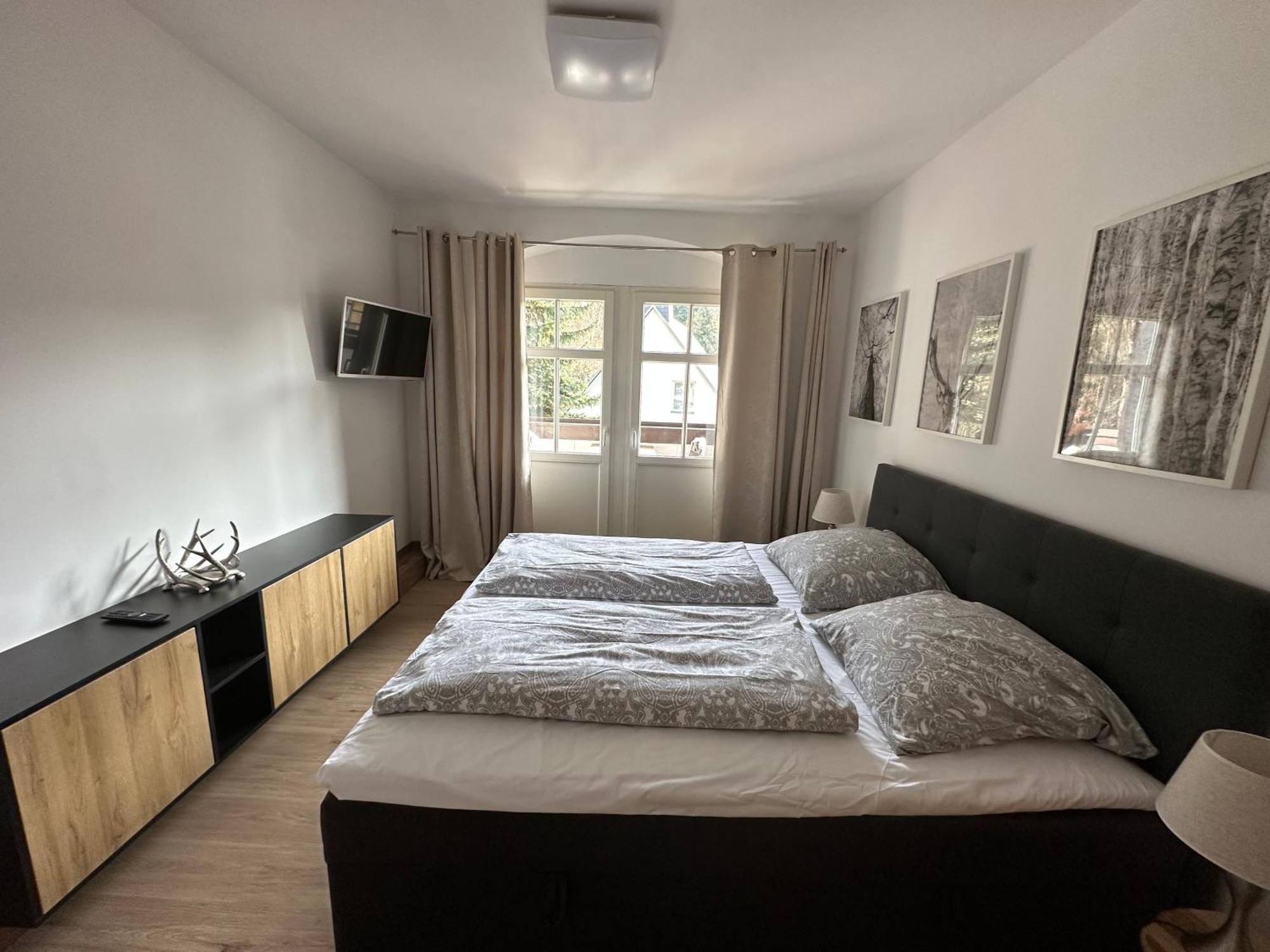 Ferienwohnungen Schweizerhaus Drezno Zewnętrze zdjęcie